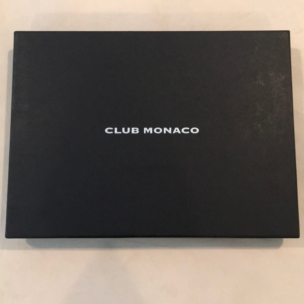 Club Monaco Box